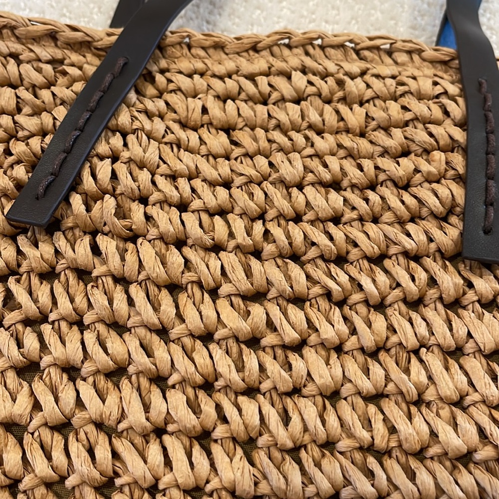 Woven Tan Tote Bag - Picture 4 of 6